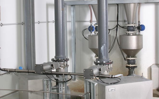 Vacuum Pump Feathers