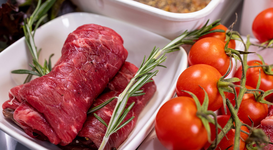 Dicing Beef Roll